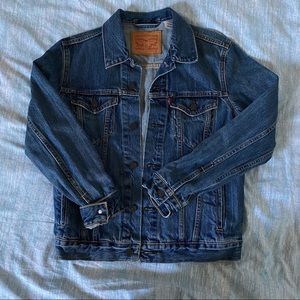 Levi’s Trucker Jacket